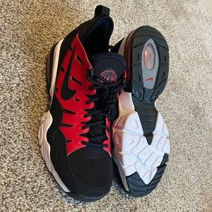 Nike Shoes (Nike Air Max 94 Low Gym Red)